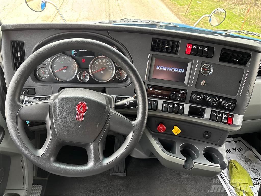 Kenworth T880 Autotractoare