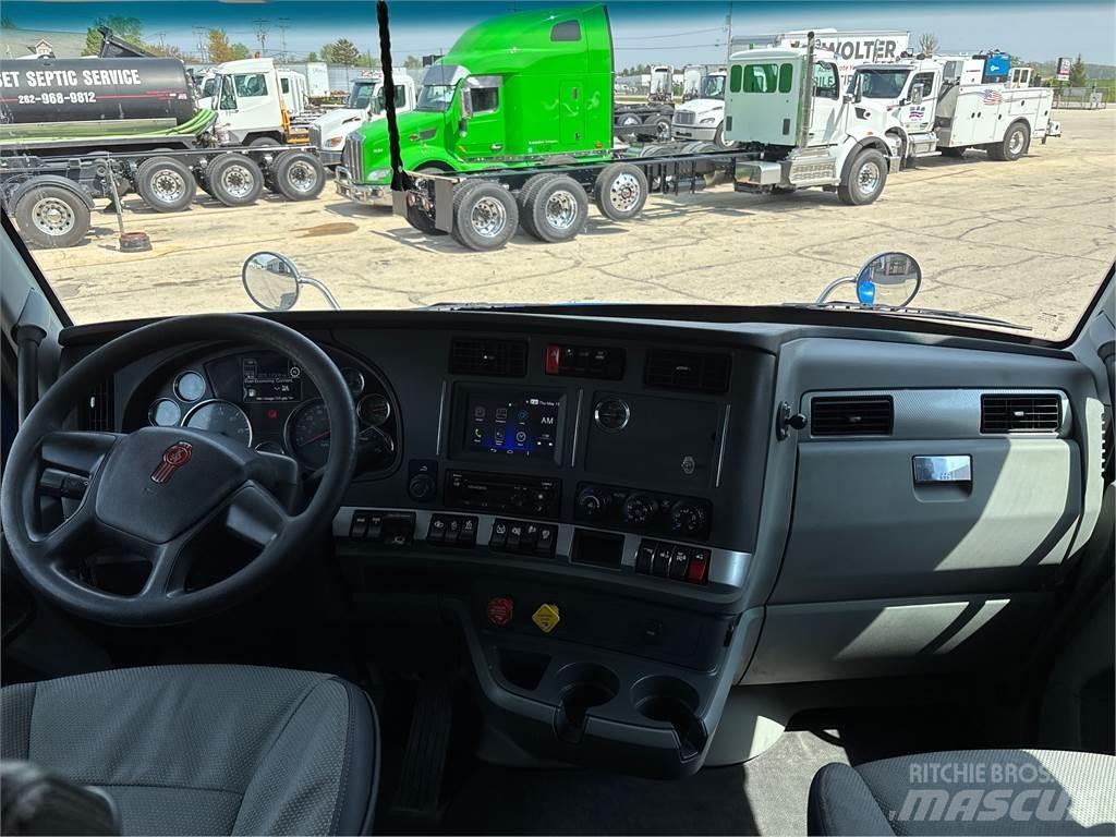 Kenworth T880 Autotractoare
