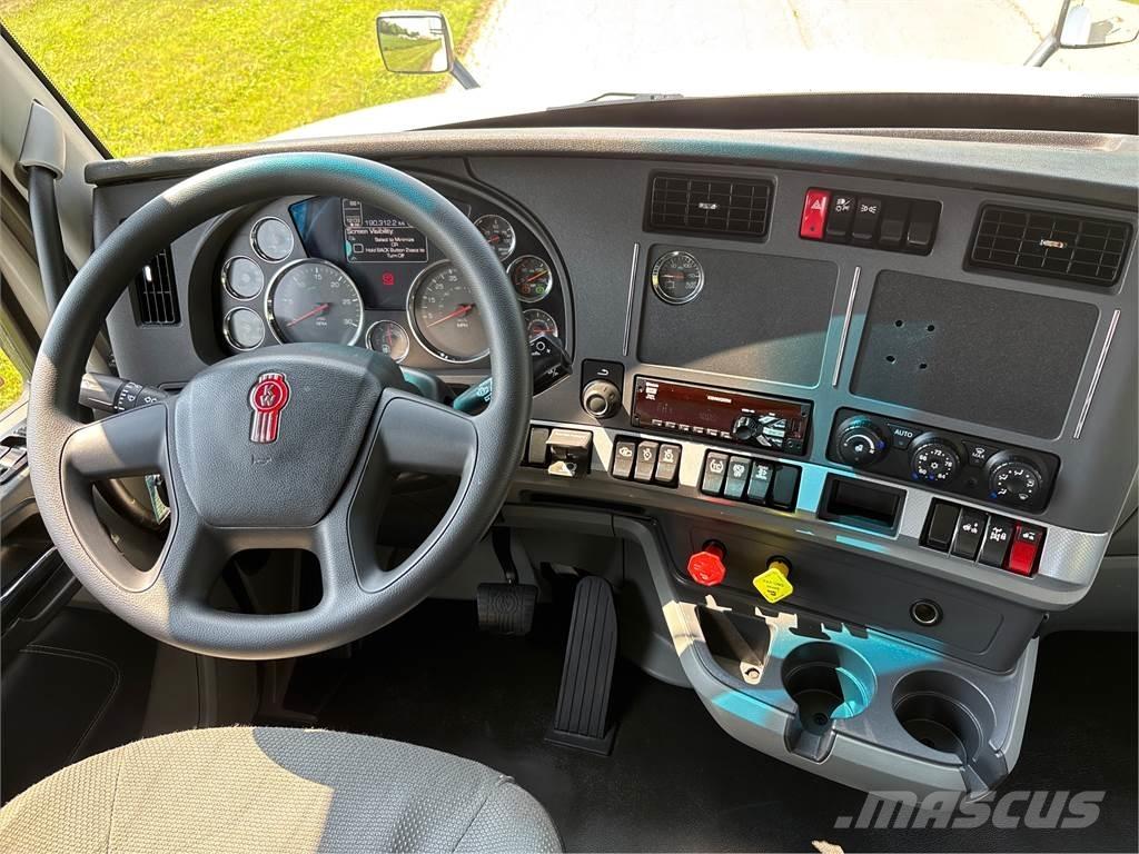 Kenworth T880 Autotractoare