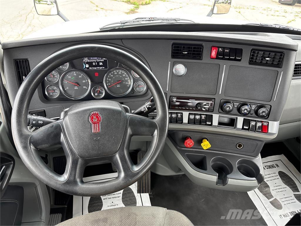 Kenworth T880 Autotractoare