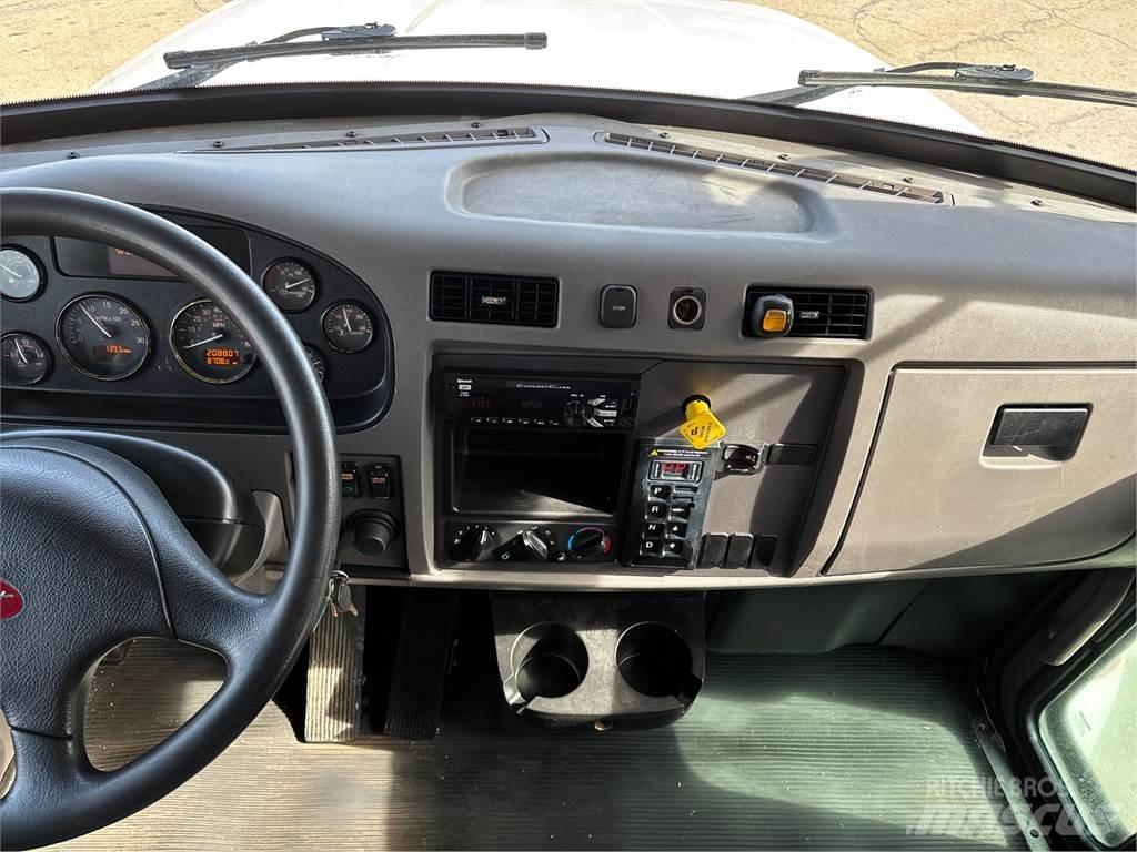 Peterbilt 337 Autocamioane