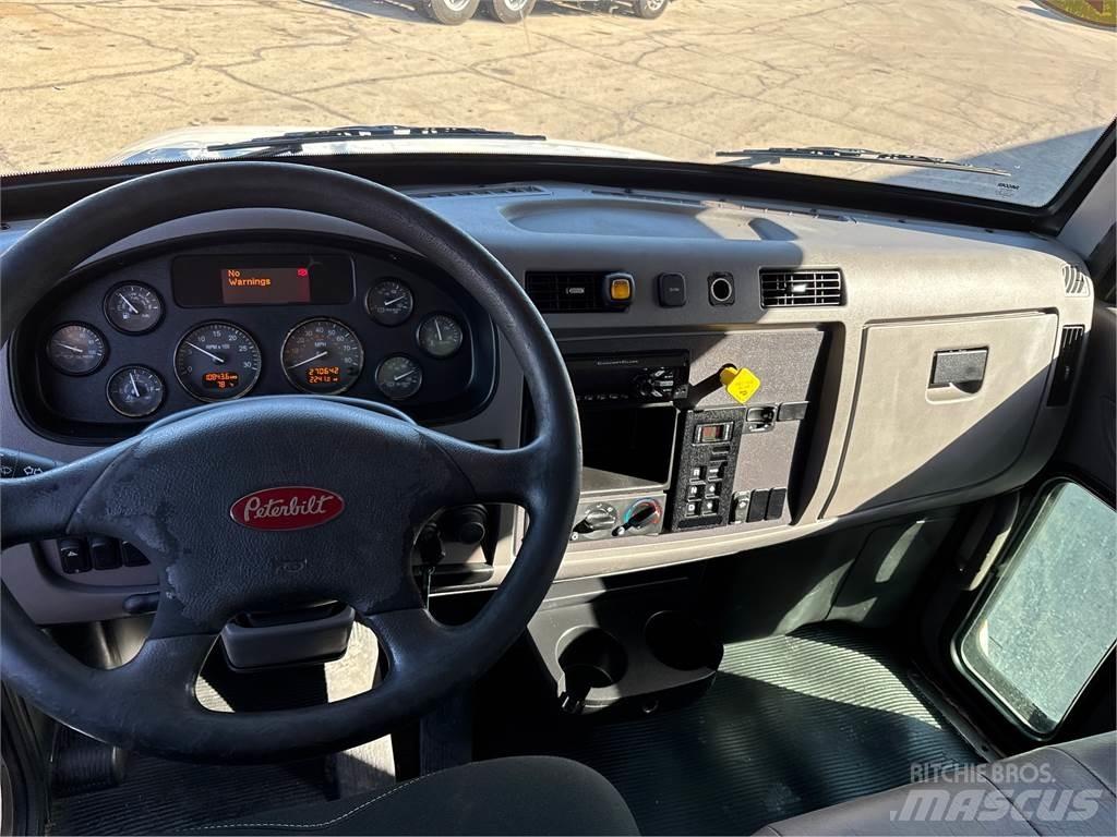 Peterbilt 337 Autocamioane