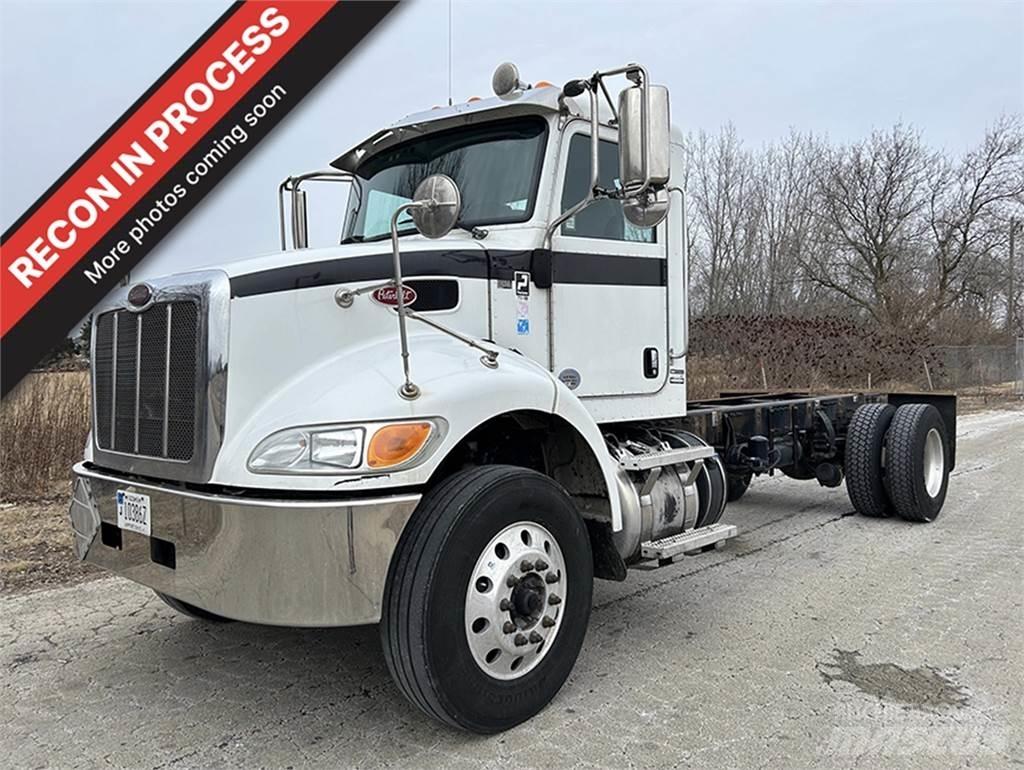 Peterbilt 337 Camion cabina sasiu