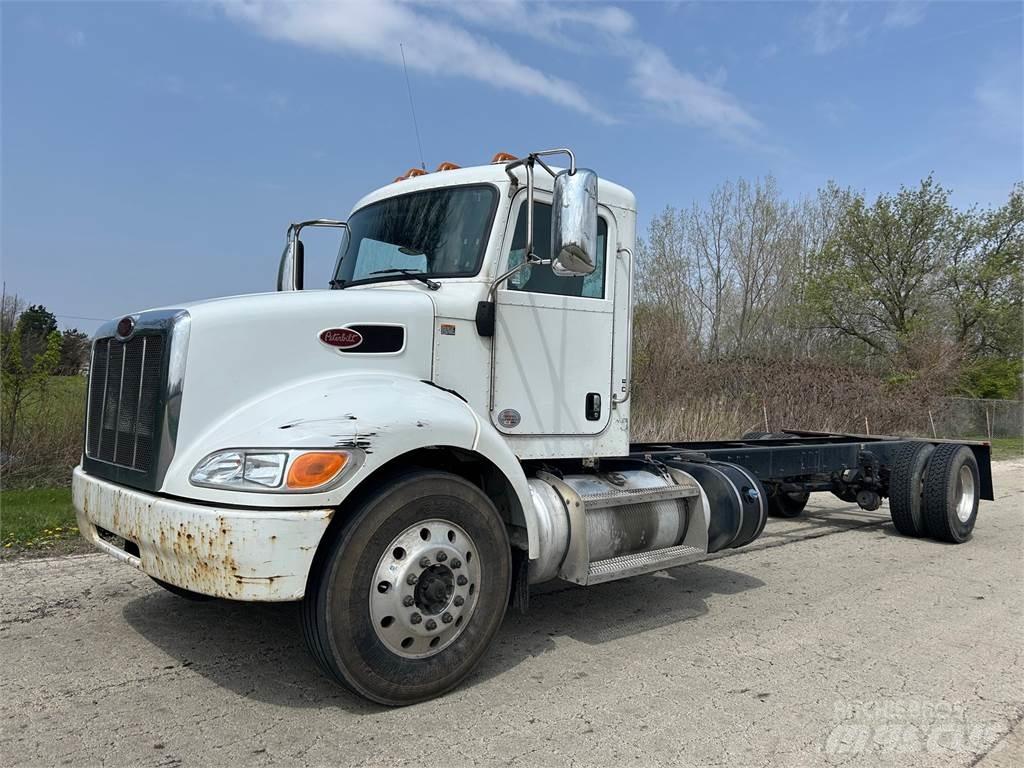 Peterbilt 337 Camion cabina sasiu