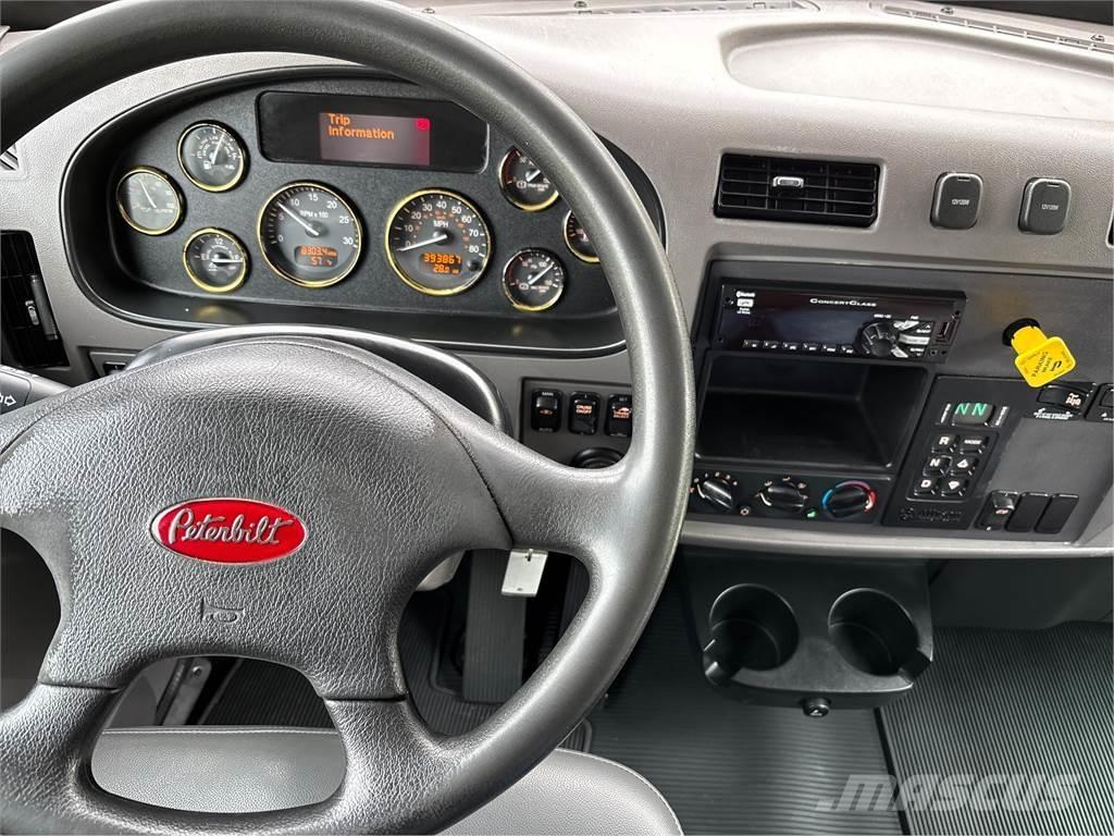 Peterbilt 348 Autocamioane