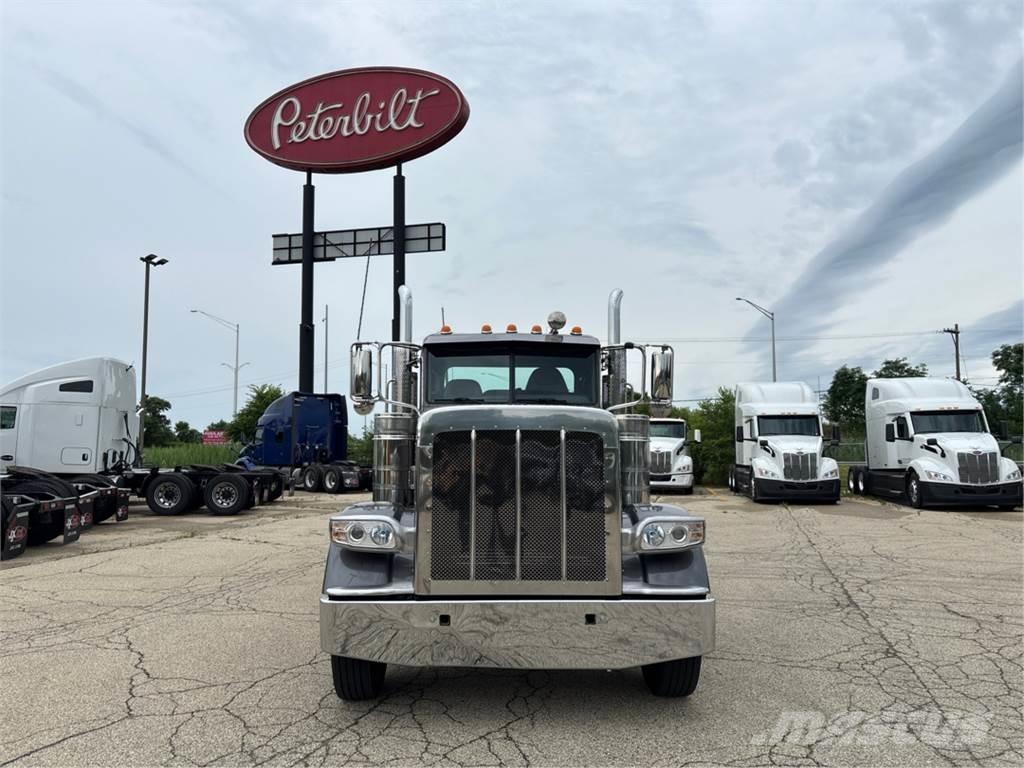 Peterbilt 389 Altele