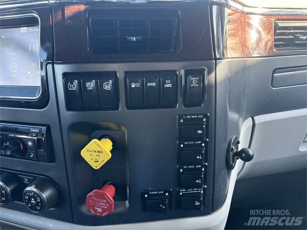 Peterbilt 567 Autotractoare
