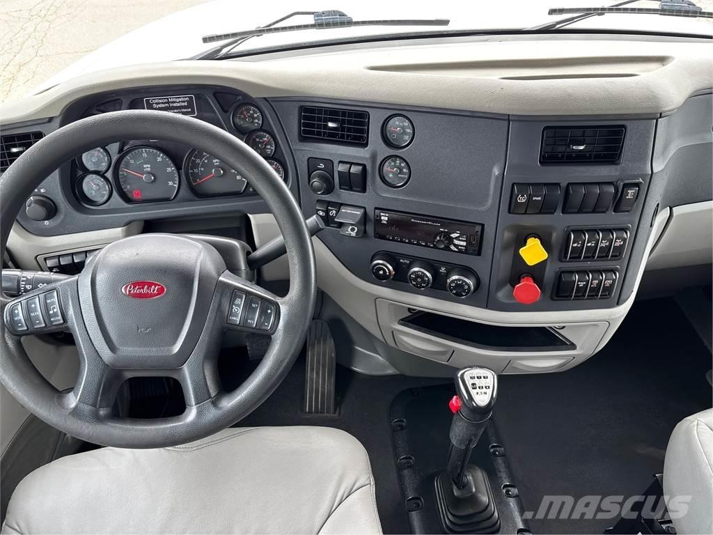 Peterbilt 567 Autotractoare