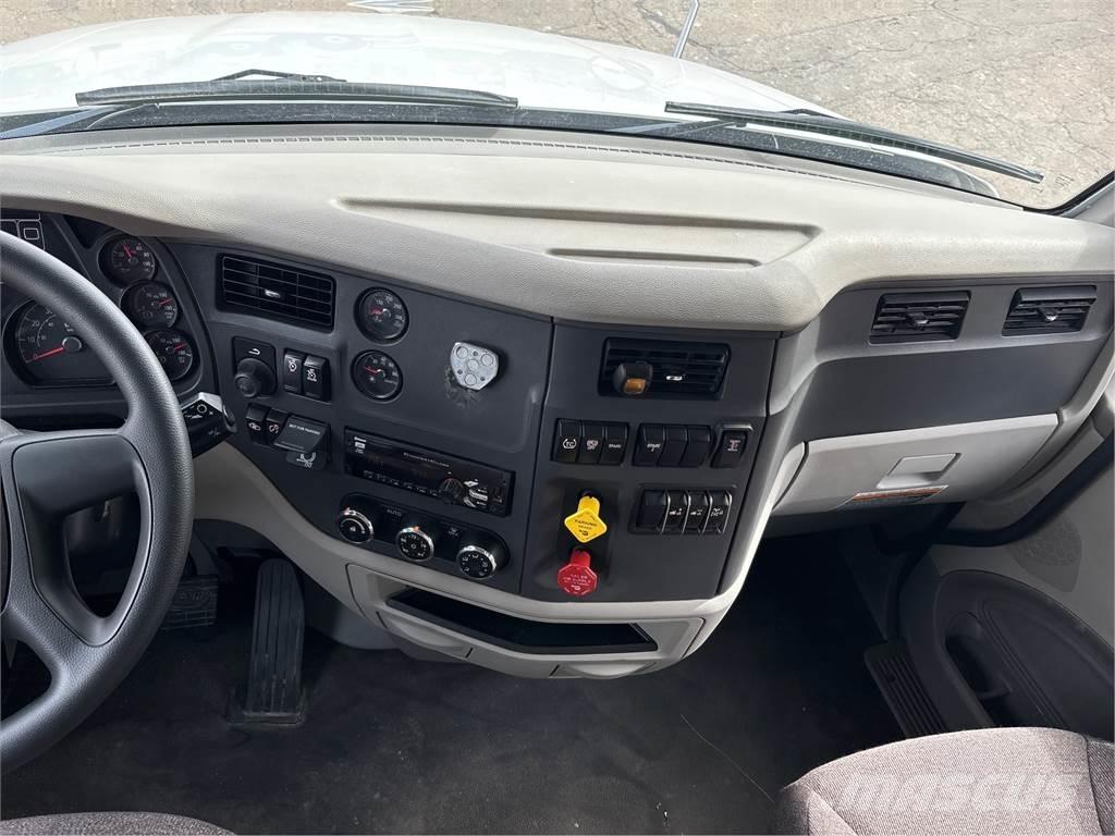 Peterbilt 579 Autotractoare