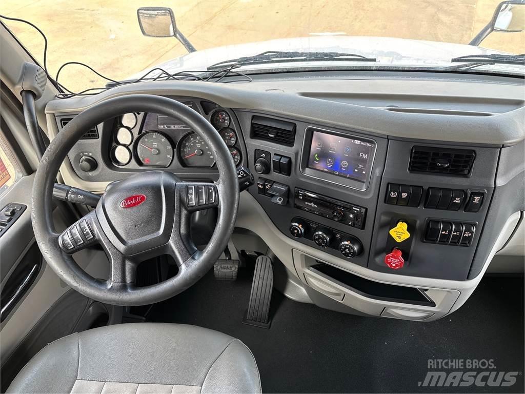 Peterbilt 579 Autotractoare