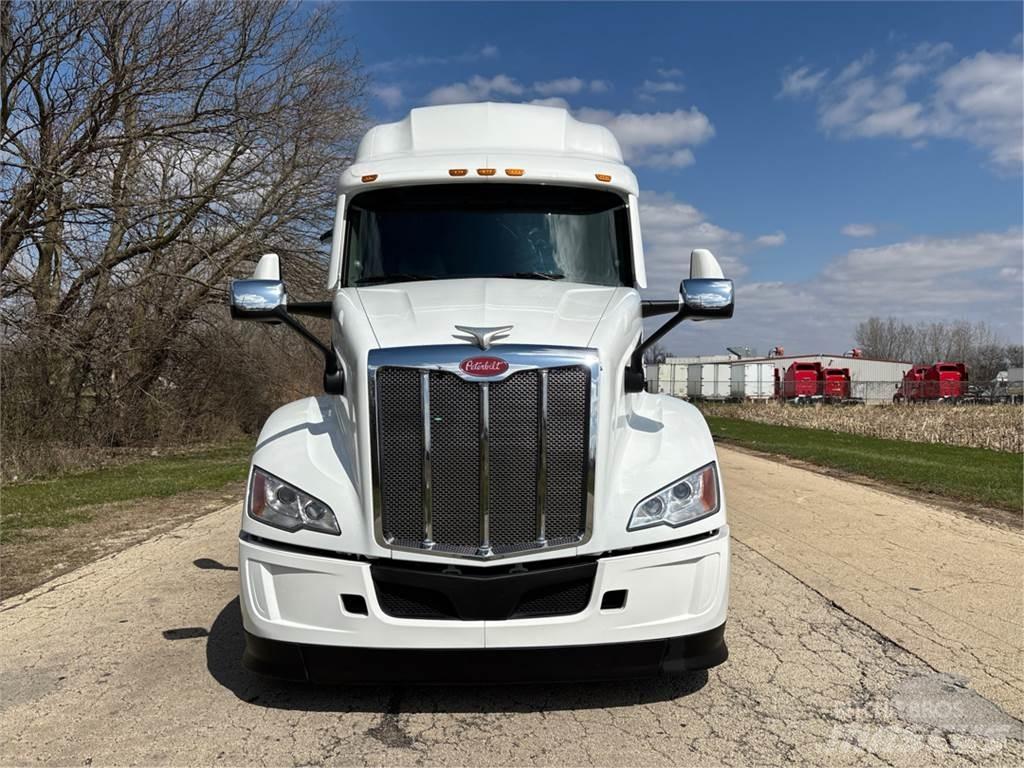 Peterbilt 579 Autotractoare