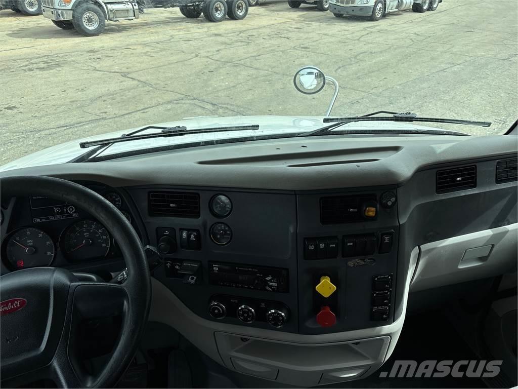 Peterbilt 579 Autotractoare