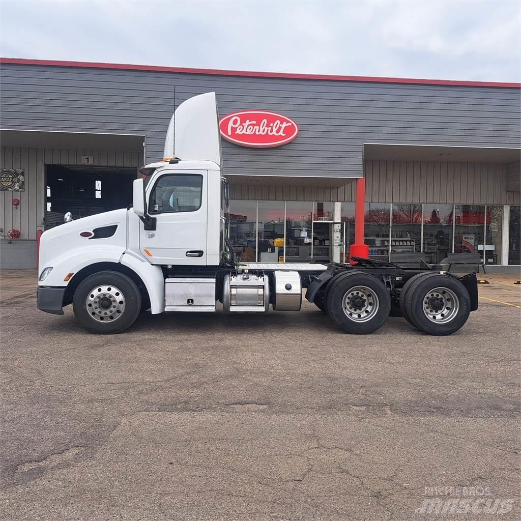 Peterbilt 579 Autotractoare