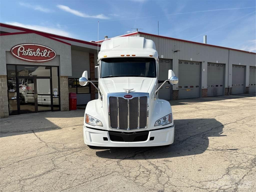Peterbilt 579 Autotractoare