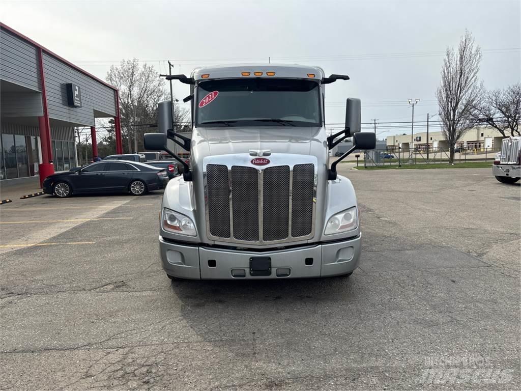Peterbilt 579 Autotractoare