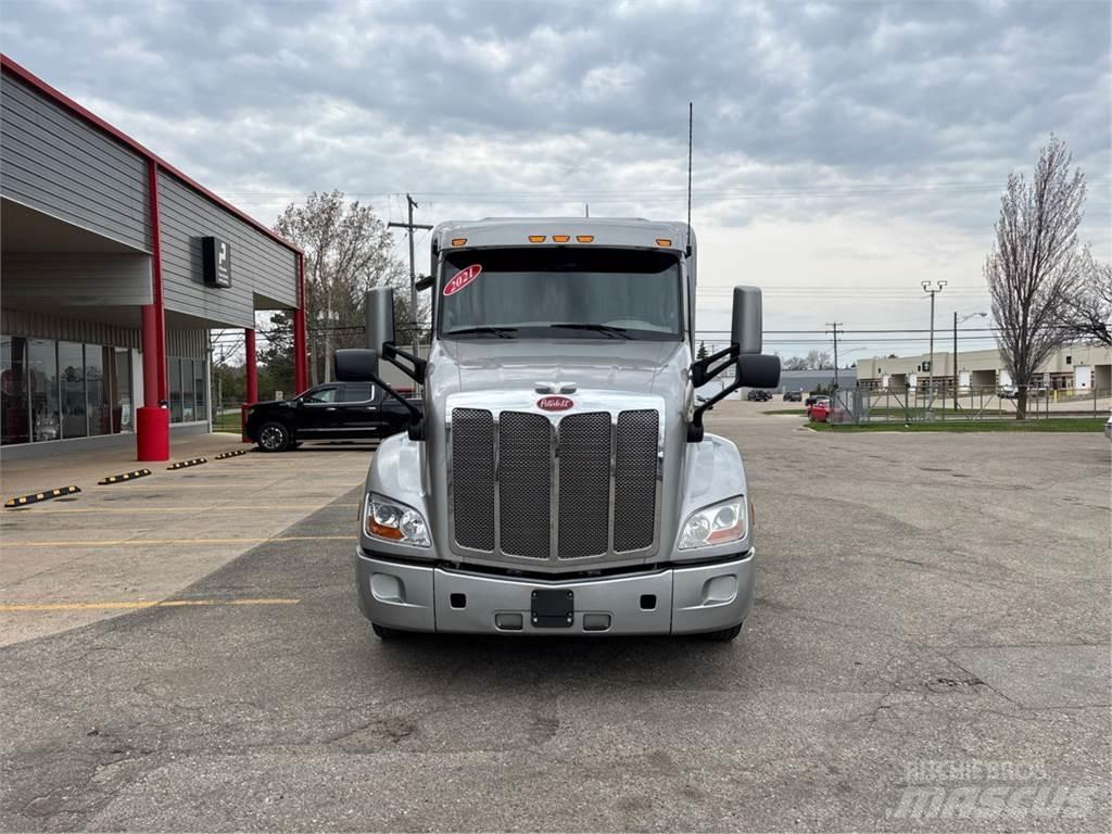 Peterbilt 579 Autotractoare