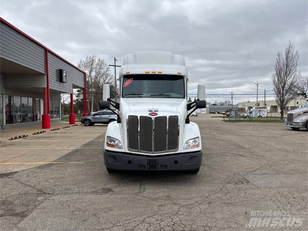 Peterbilt 579 Autotractoare