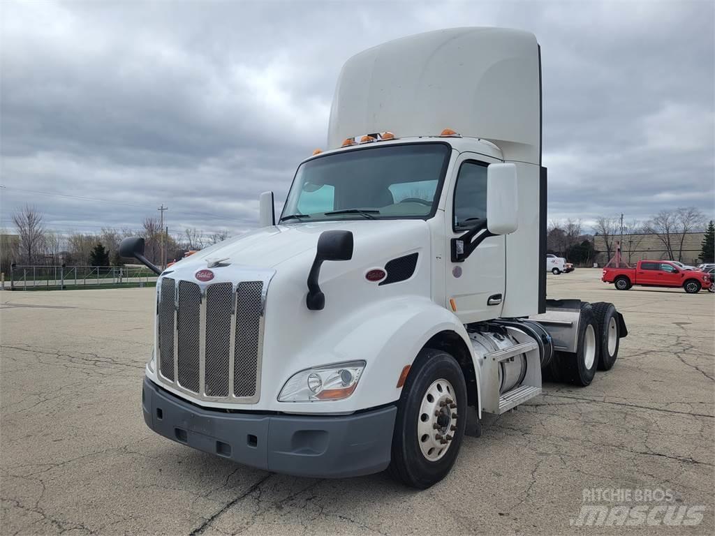 Peterbilt 579 Autotractoare