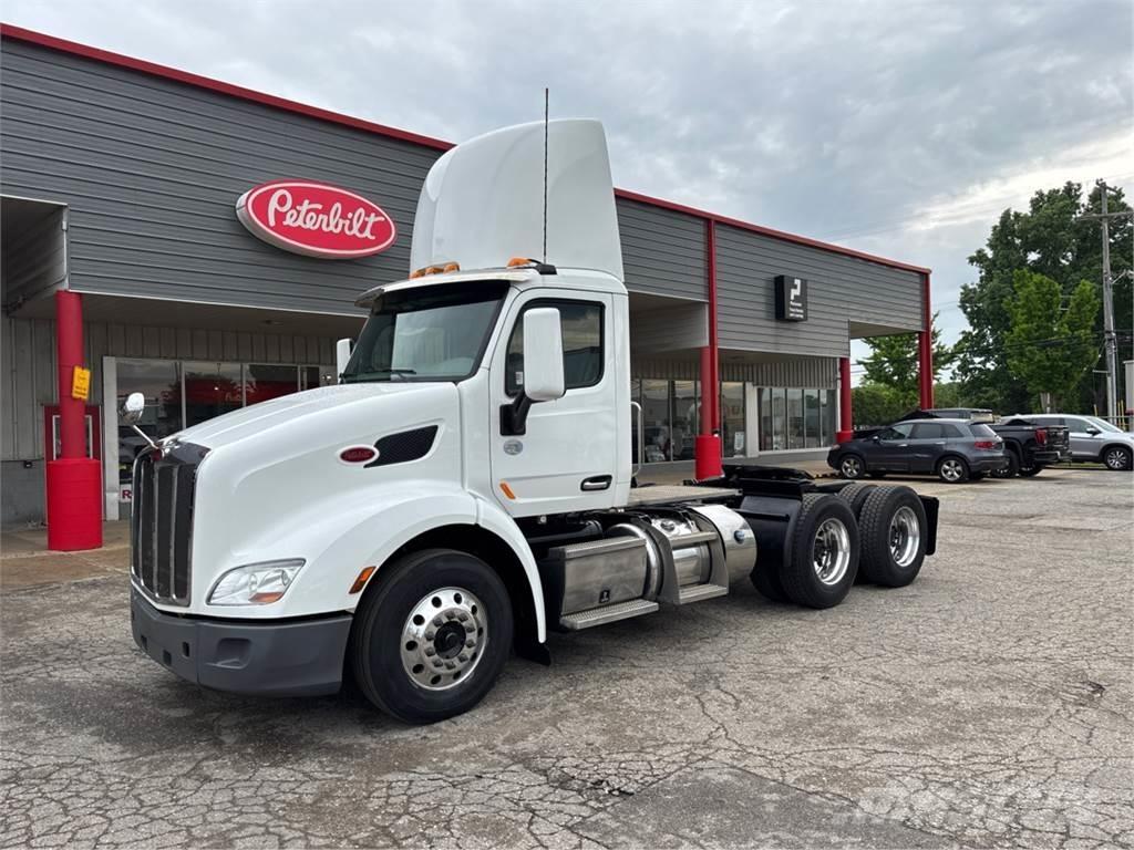 Peterbilt 579 Autotractoare