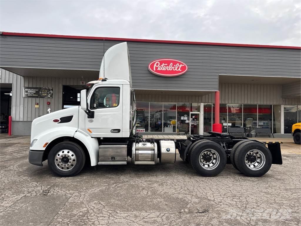 Peterbilt 579 Autotractoare