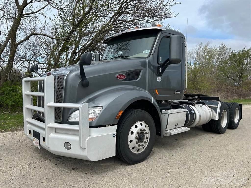 Peterbilt 579 Autotractoare