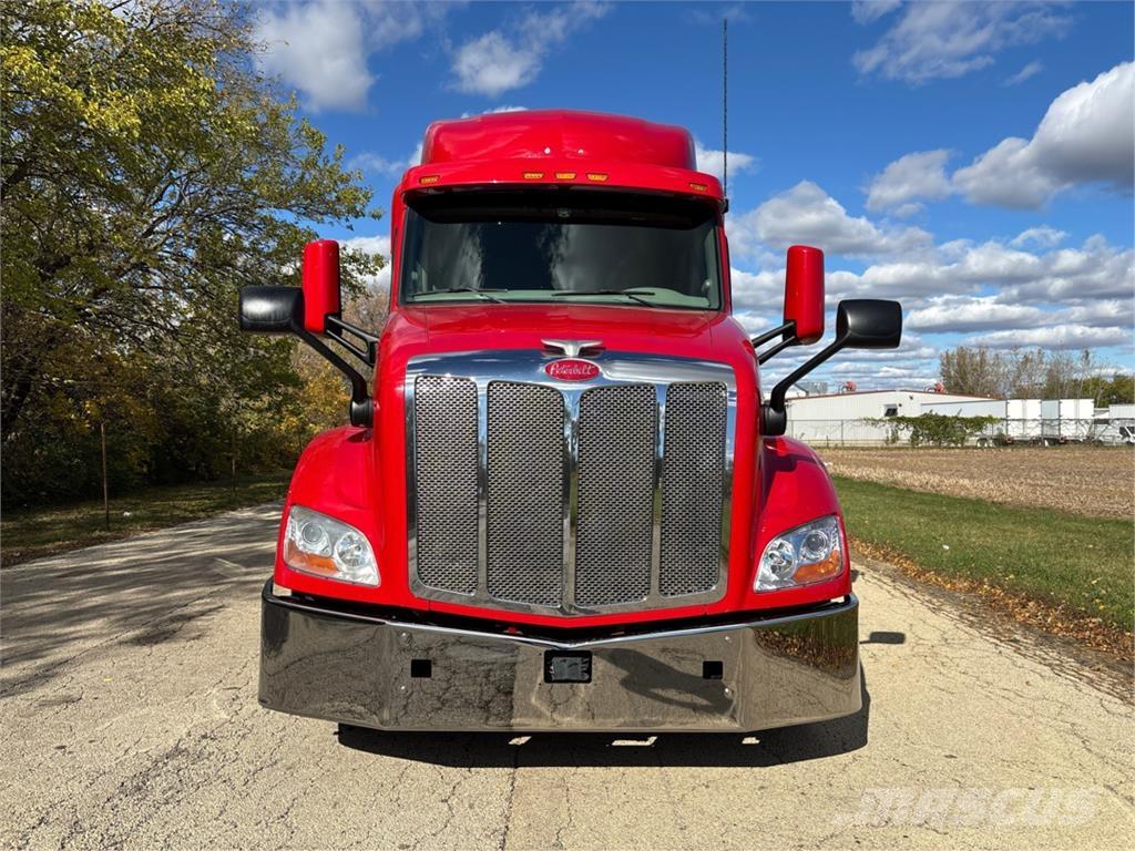 Peterbilt 579 Autotractoare