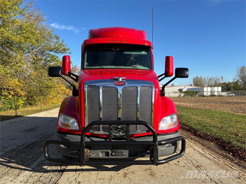 Peterbilt 579 Autotractoare