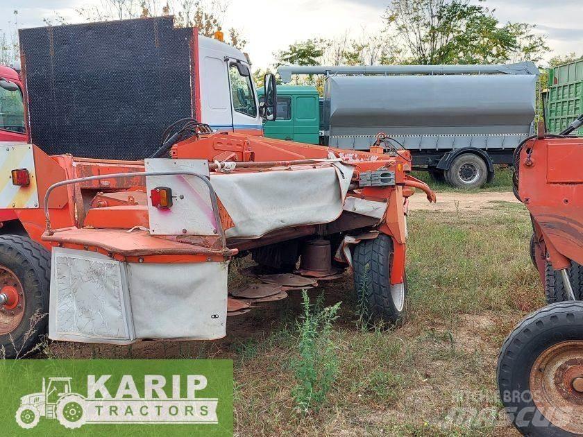 Kuhn  Tractoare
