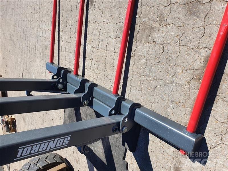  - - - Accesorii încarcatoare frontale