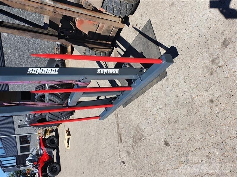  - - - Accesorii încarcatoare frontale