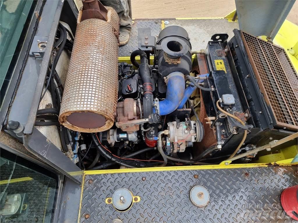 Ammann AP240 Cilindri compactori cu roti