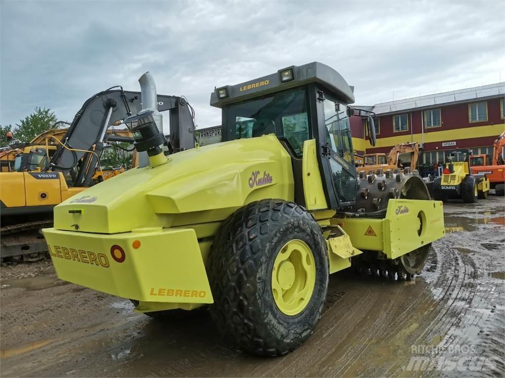 Bomag LEBREDO X 6 Compactoare monocilindrice