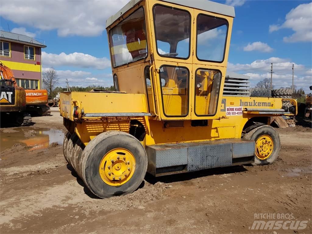 Bomag SGW-17 Cilindri compactori cu roti
