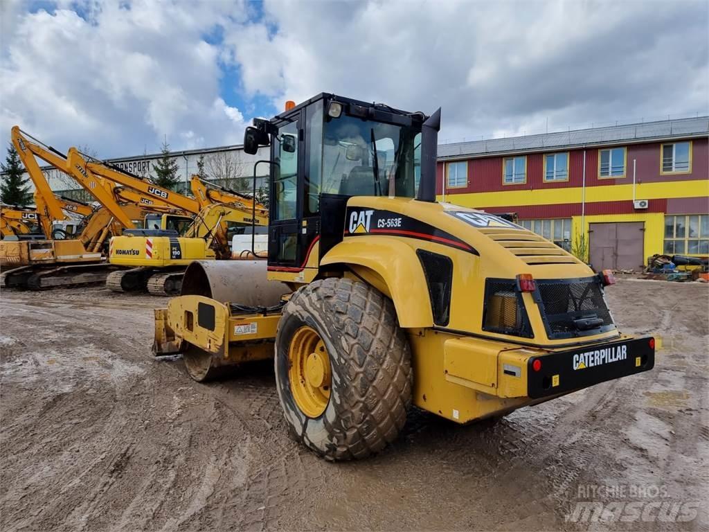 CAT CS 563E Compactoare monocilindrice