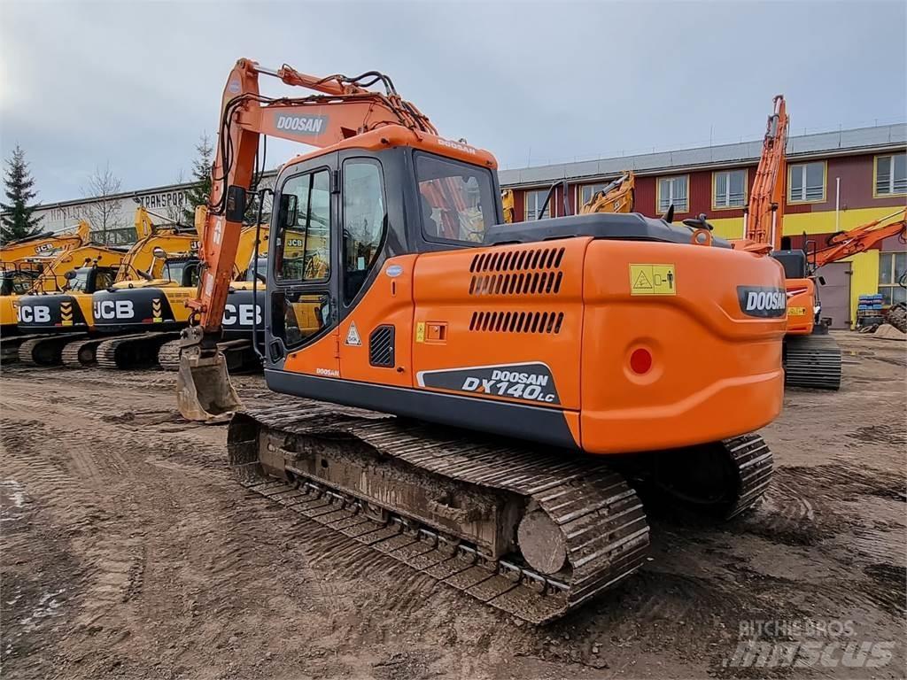 Doosan DX140LC-3 Excavatoare pe șenile
