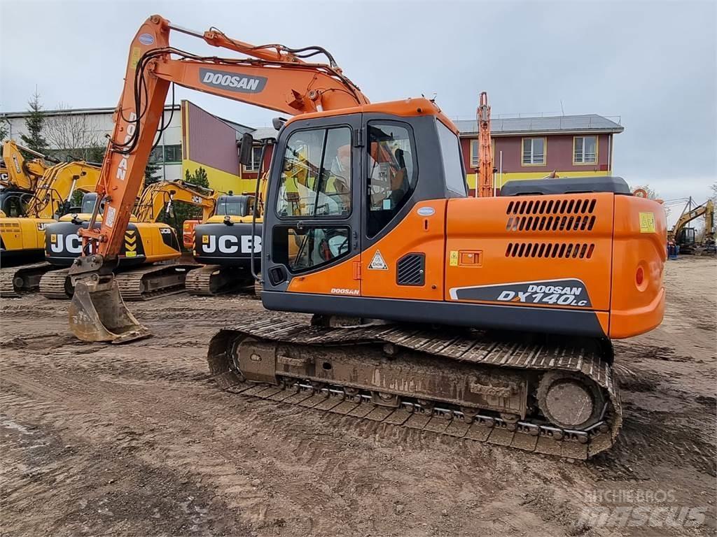 Doosan DX140LC-3 Excavatoare pe șenile
