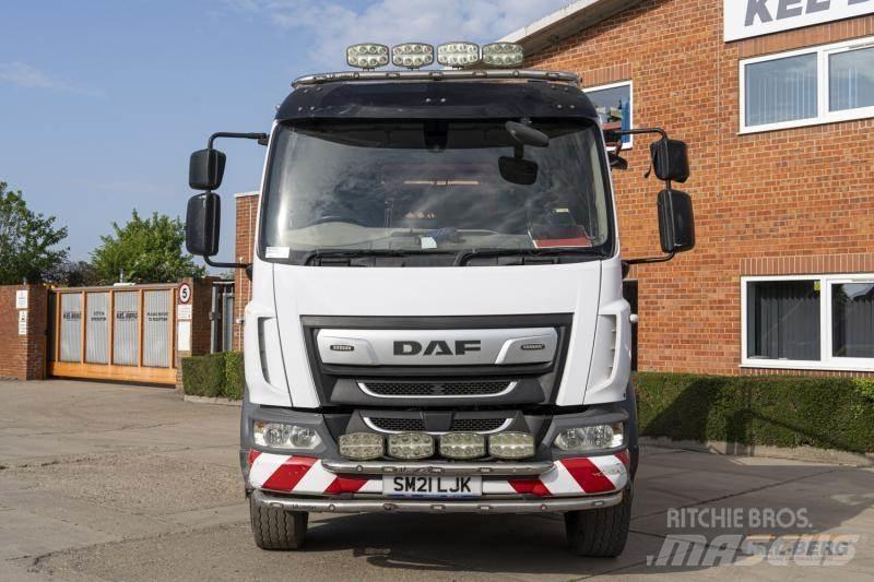 DAF  Camion cu carlig de ridicare