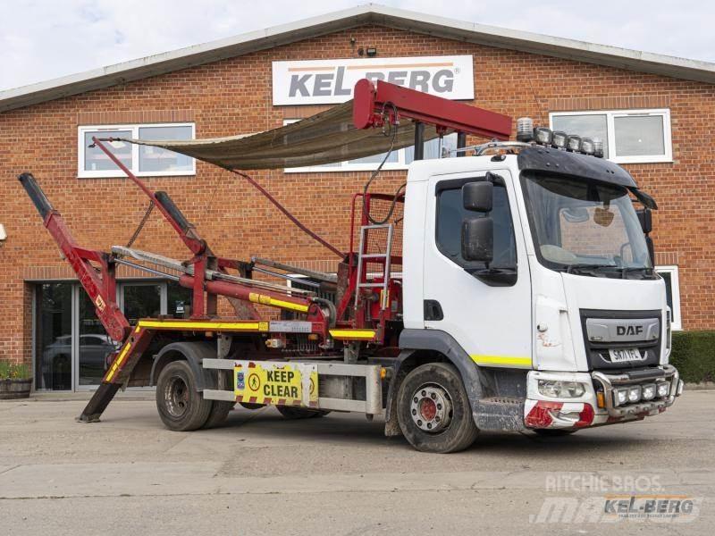 DAF  Camion cu carlig de ridicare