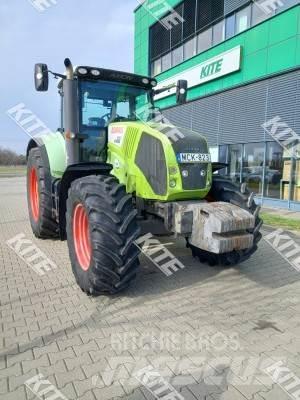 CLAAS Axion 820 Tractoare