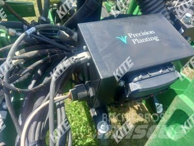 John Deere 1765NT Semanatoare