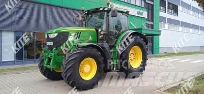 John Deere 6210R Tractoare