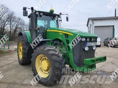 John Deere 8130 Tractoare