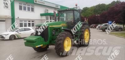 John Deere 8310 Tractoare