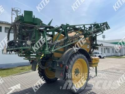 John Deere 832/18i Tractoare agricole sprayers