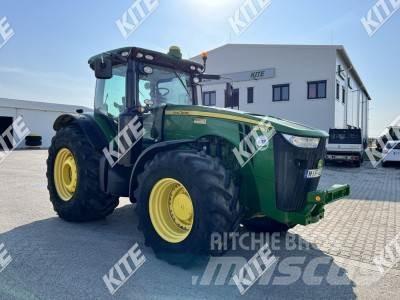 John Deere 8335R Tractoare