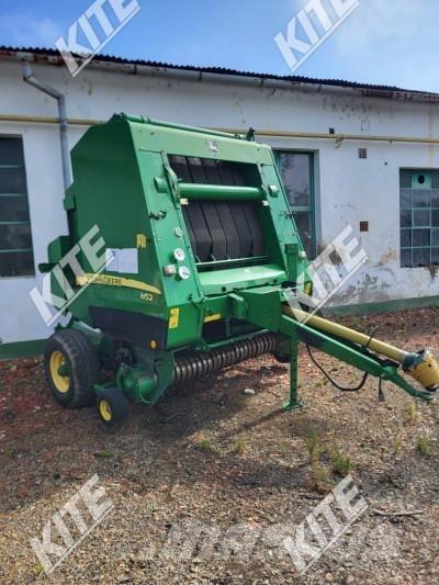 John Deere 852 Masina de balotat cilindric