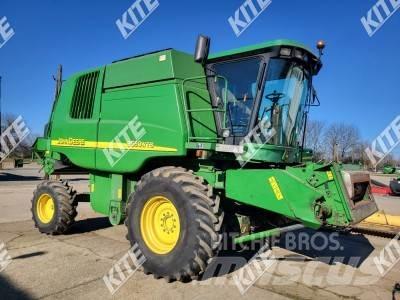 John Deere 9560 WTS 2WD Combine de secerat