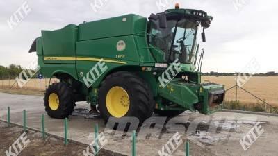 John Deere S670 Combine de secerat
