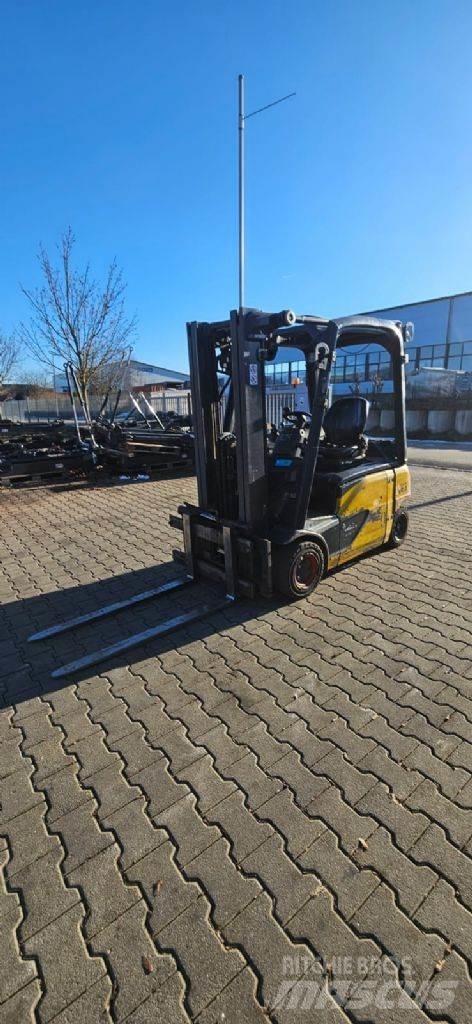 Linde E 16 P-02 Stivuitor electric