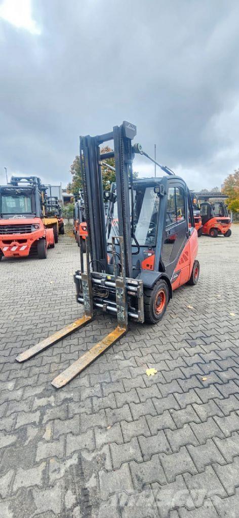 Linde H 30 D-02 Stivuitor diesel